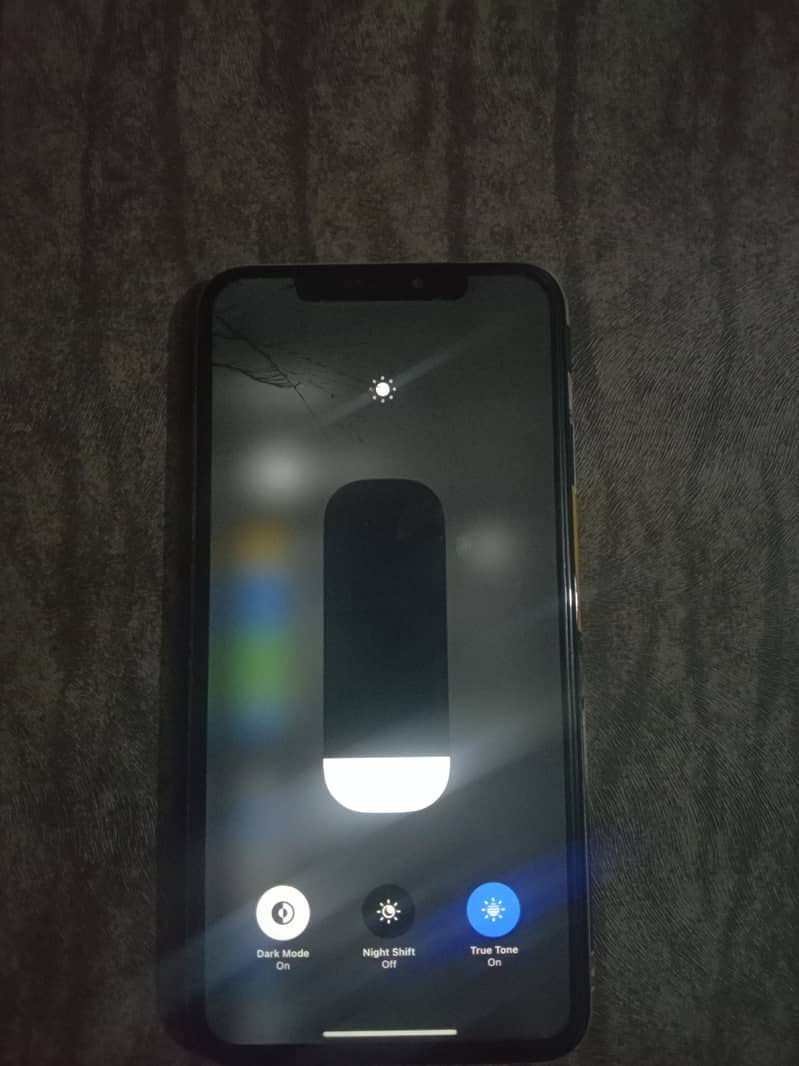 Apple iPhone XS Max 2