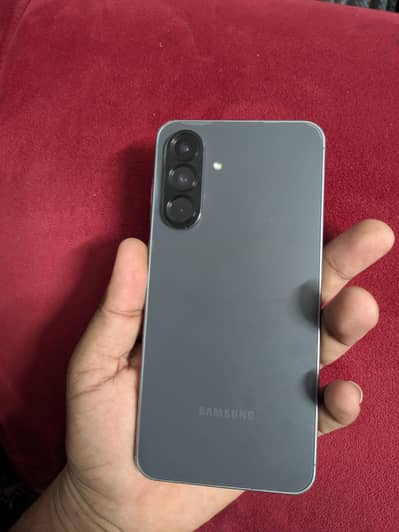 Samsung Mobile A56 5G 12/256
