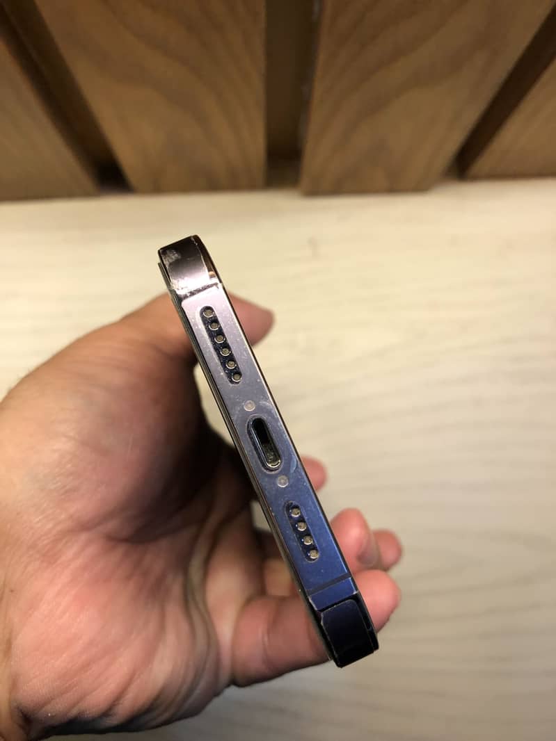 Apple iPhone 14 Pro Max 3