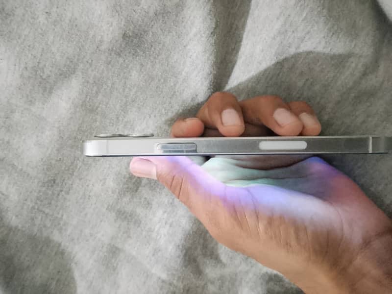 Apple iPhone 12 Pro 2