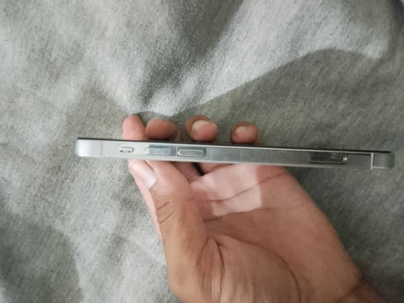 Apple iPhone 12 Pro 6