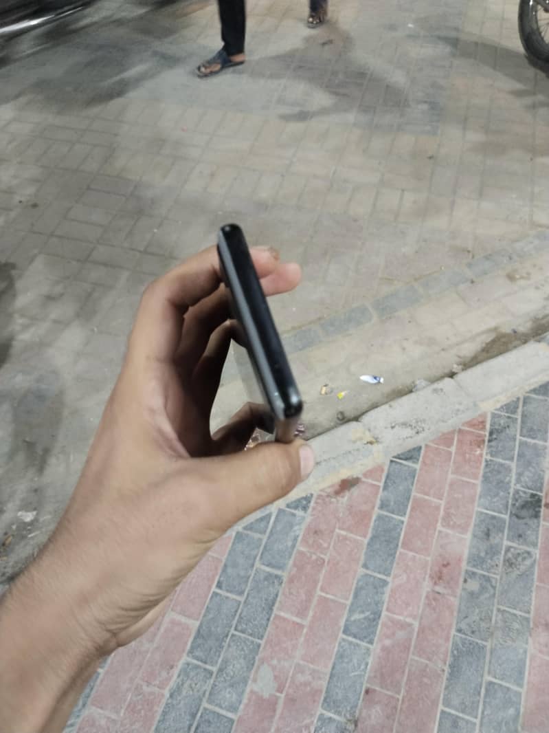 Google Pixel 6a 4