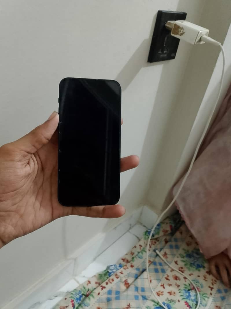 Apple iPhone 12 1