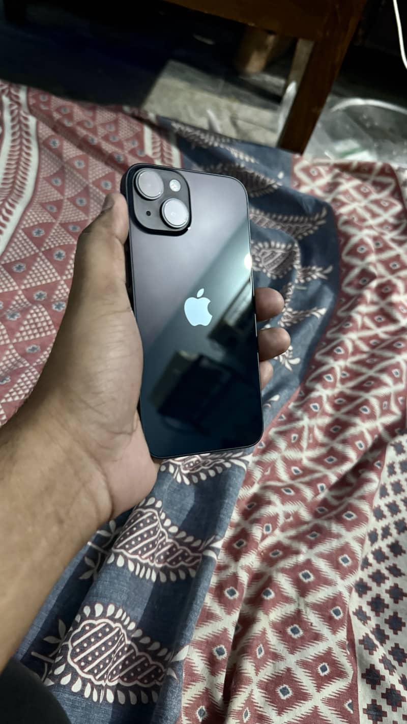Apple iPhone 14 2