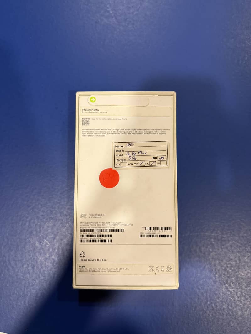 Apple iPhone 16 Pro Max 2