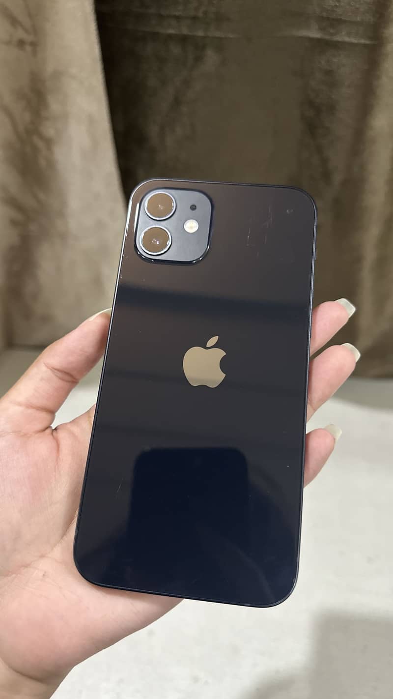Apple iPhone 12 2