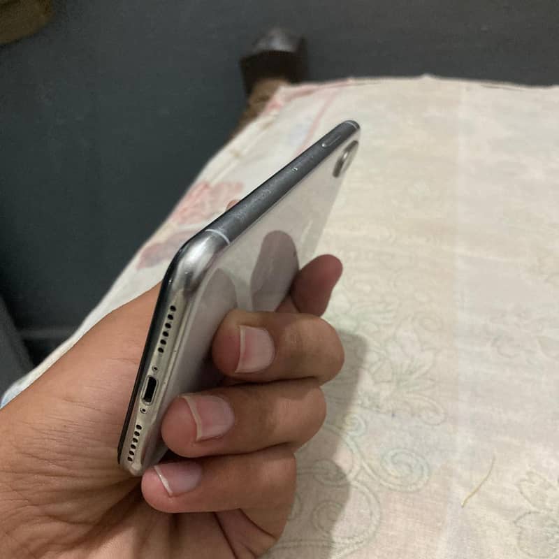 Apple iPhone X 2