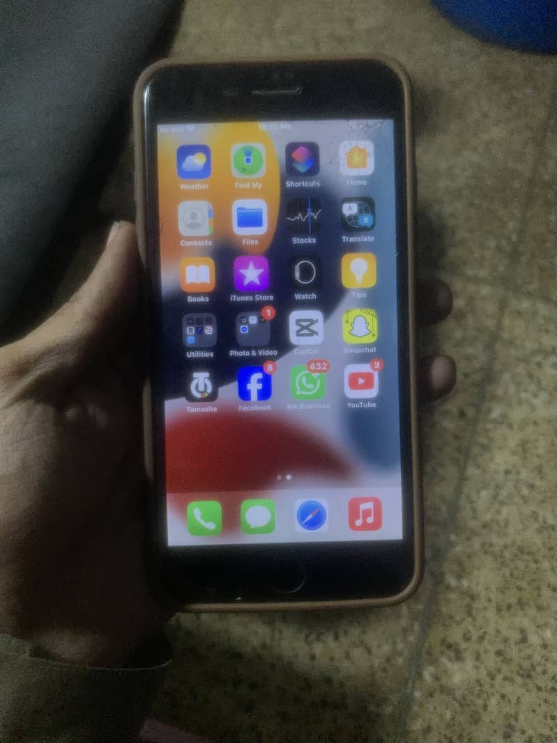 Apple iPhone 7 Plus 6