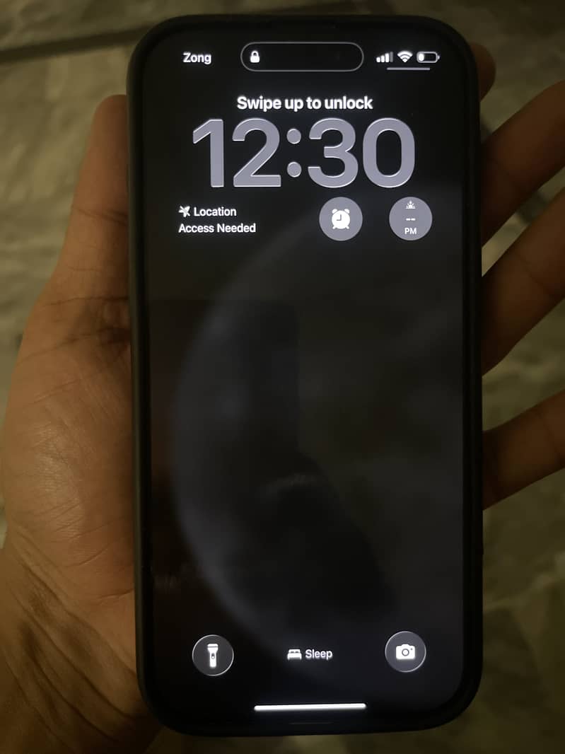 Apple iPhone 16 Pro Max 2