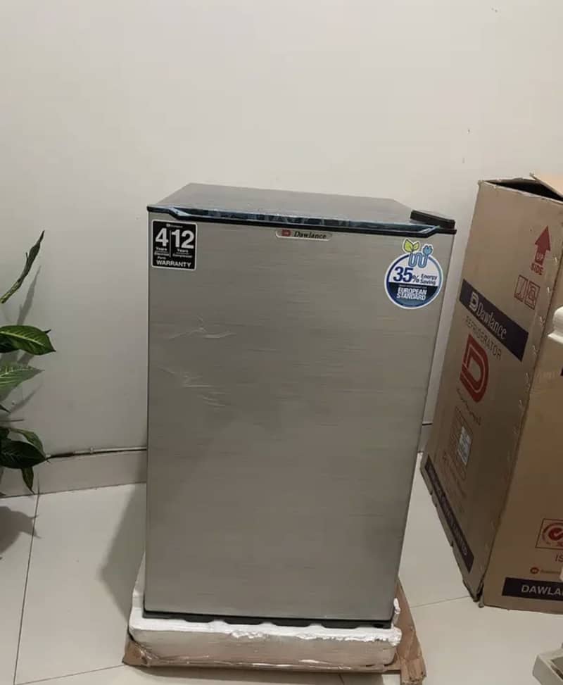 Dawlance Fridge. 0