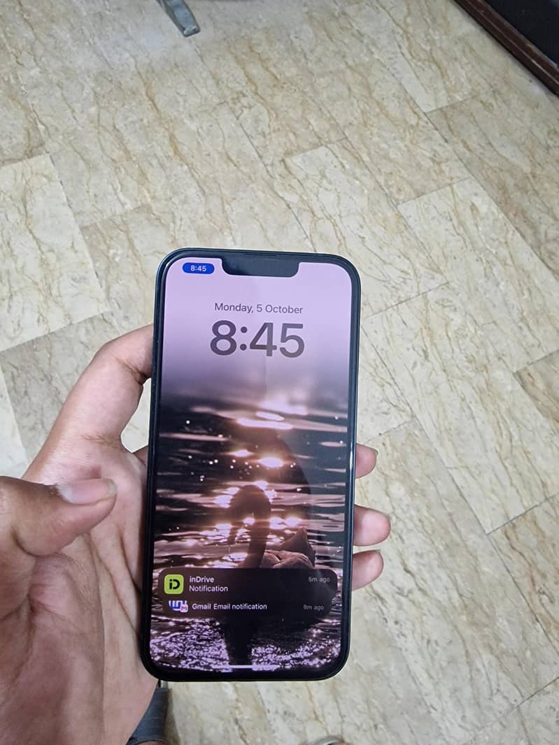 Apple iPhone 14 jv 6