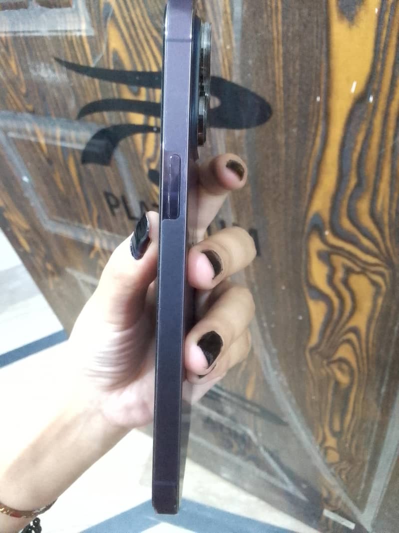 Apple iPhone 14 Pro Max 2