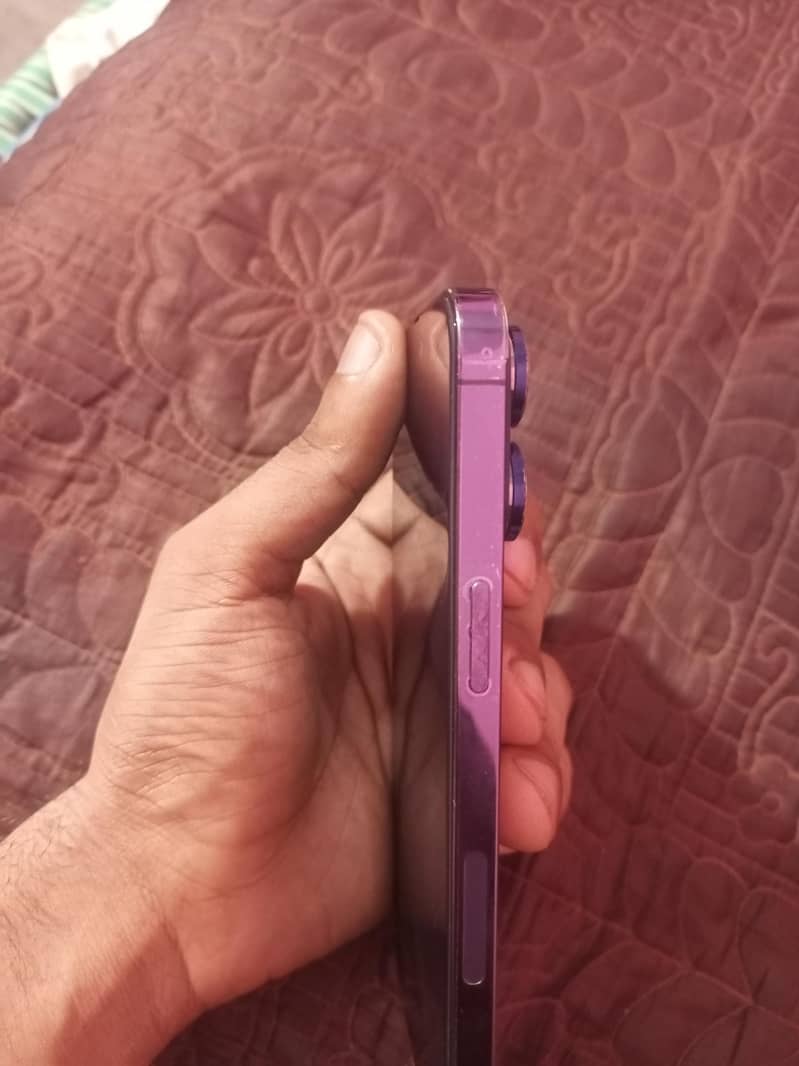 Apple iPhone 14 Pro Max 2