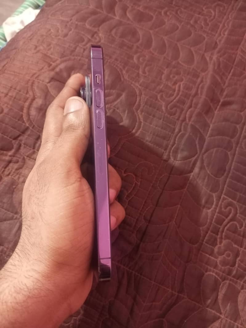 Apple iPhone 14 Pro Max 4