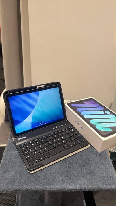 iPad Mini 6th Gen with keyboard