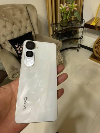 Vivo Y400