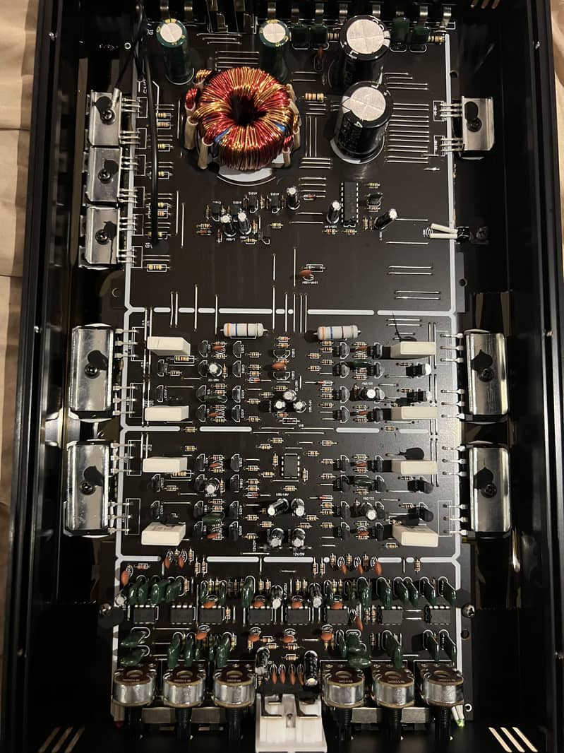 Car Amplifier 0