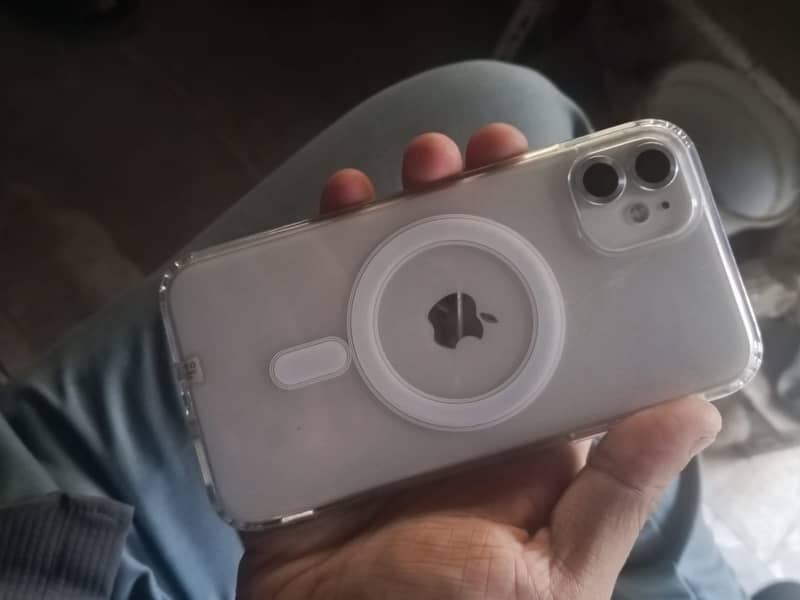 Apple iPhone 11 1