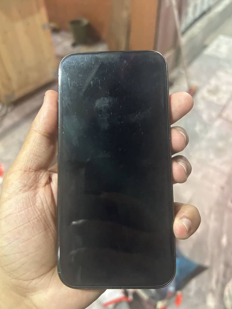 Apple iPhone 15 Pro 1