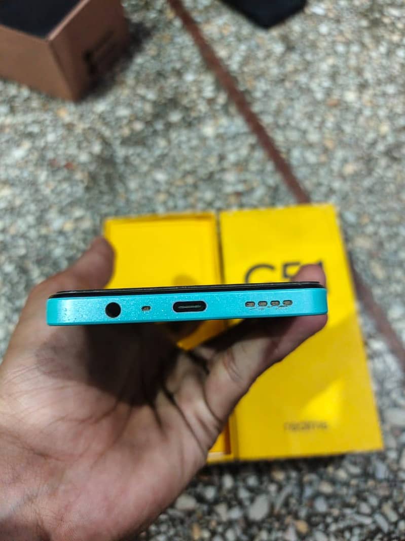 Realme C51 5
