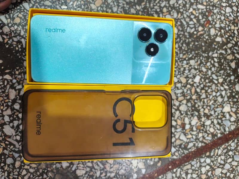 Realme C51 8