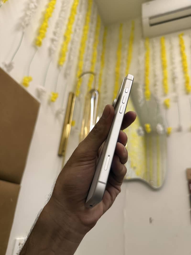 Apple iPhone 17 Pro Max 3