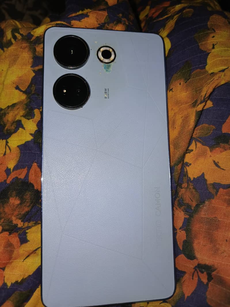 Tecno CAMON 20 Pro 5