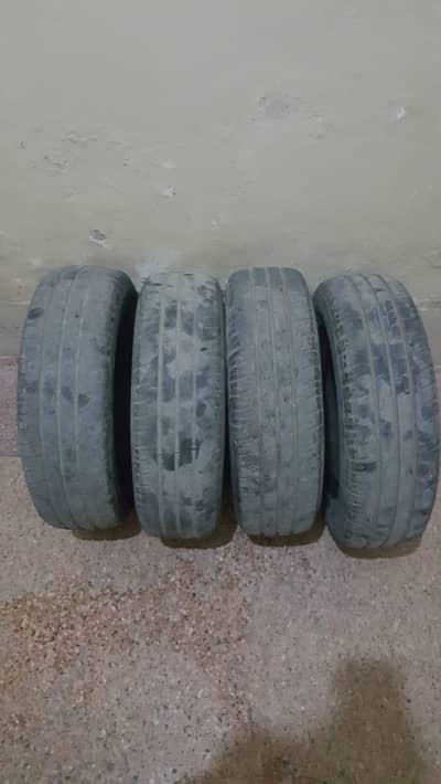 Car tyres