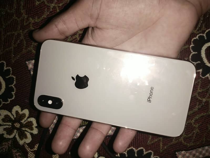 Apple iPhone XS 0