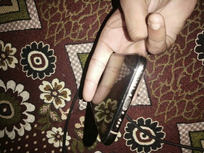 Apple iPhone XS 2