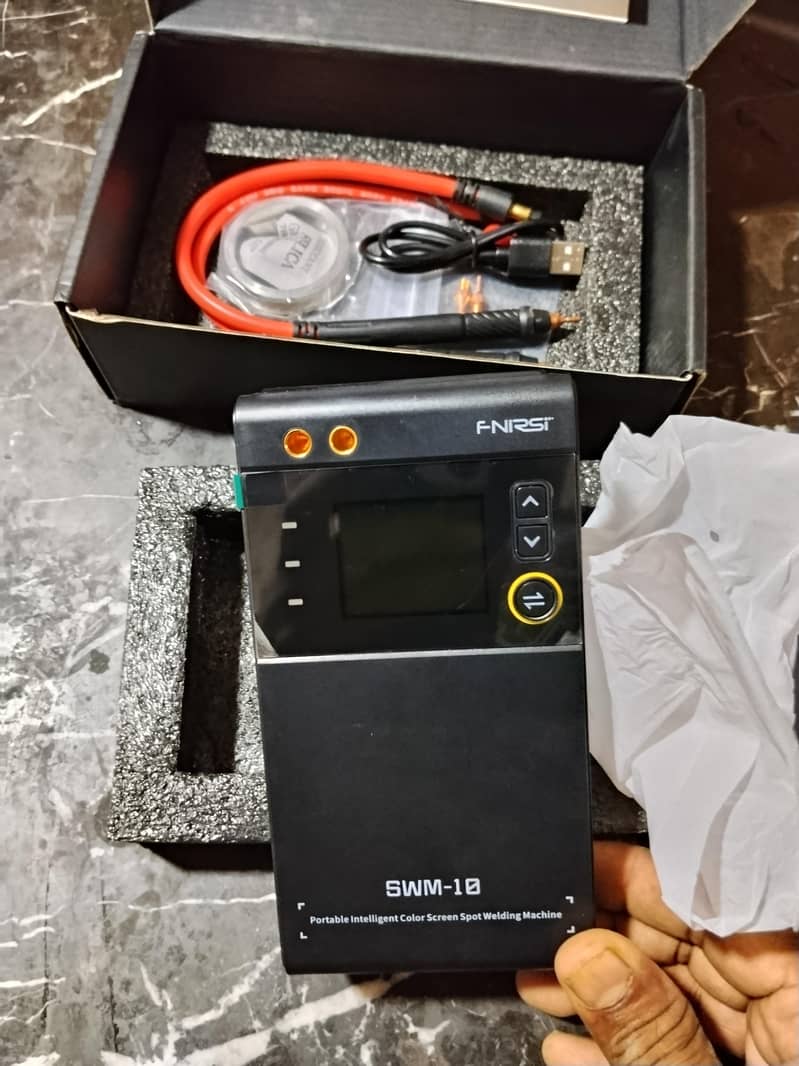 spot welding machine 1