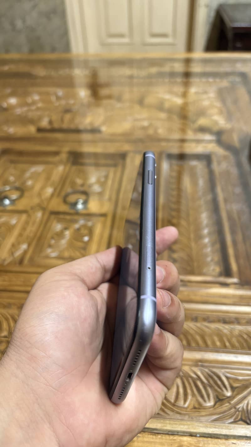 Apple iPhone 11 6