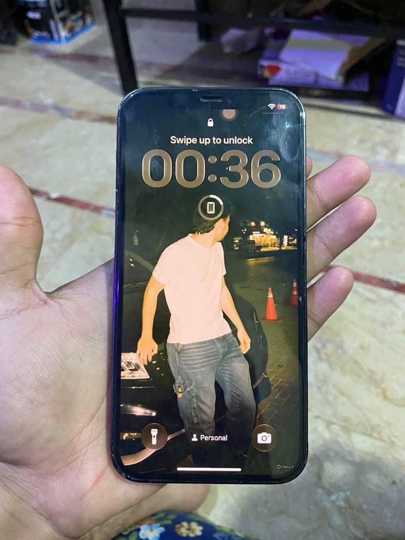 Apple iPhone 12 Pro 4