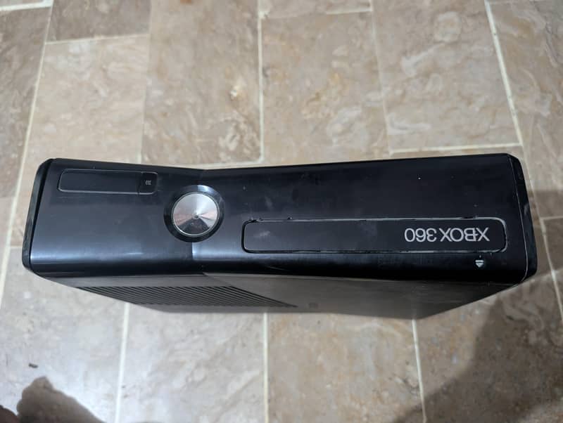 Xbox 360 S 0