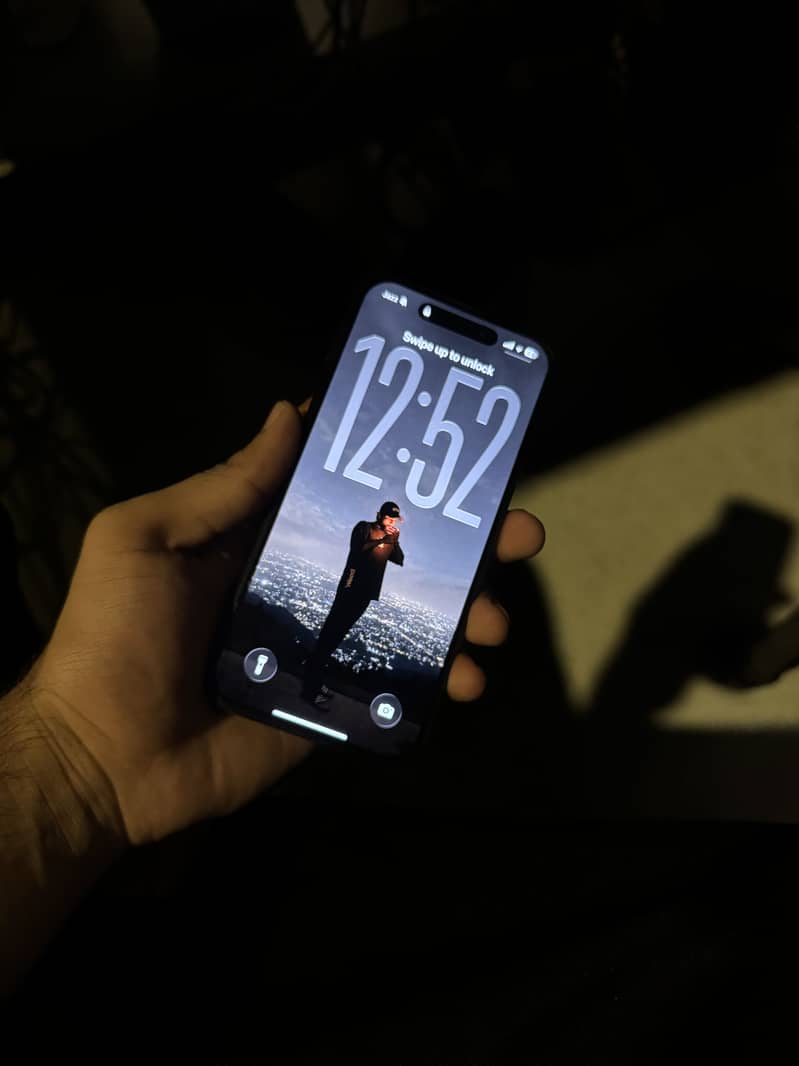 Apple iPhone 15 Pro 0
