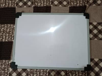 Rs 500 whiteboard
