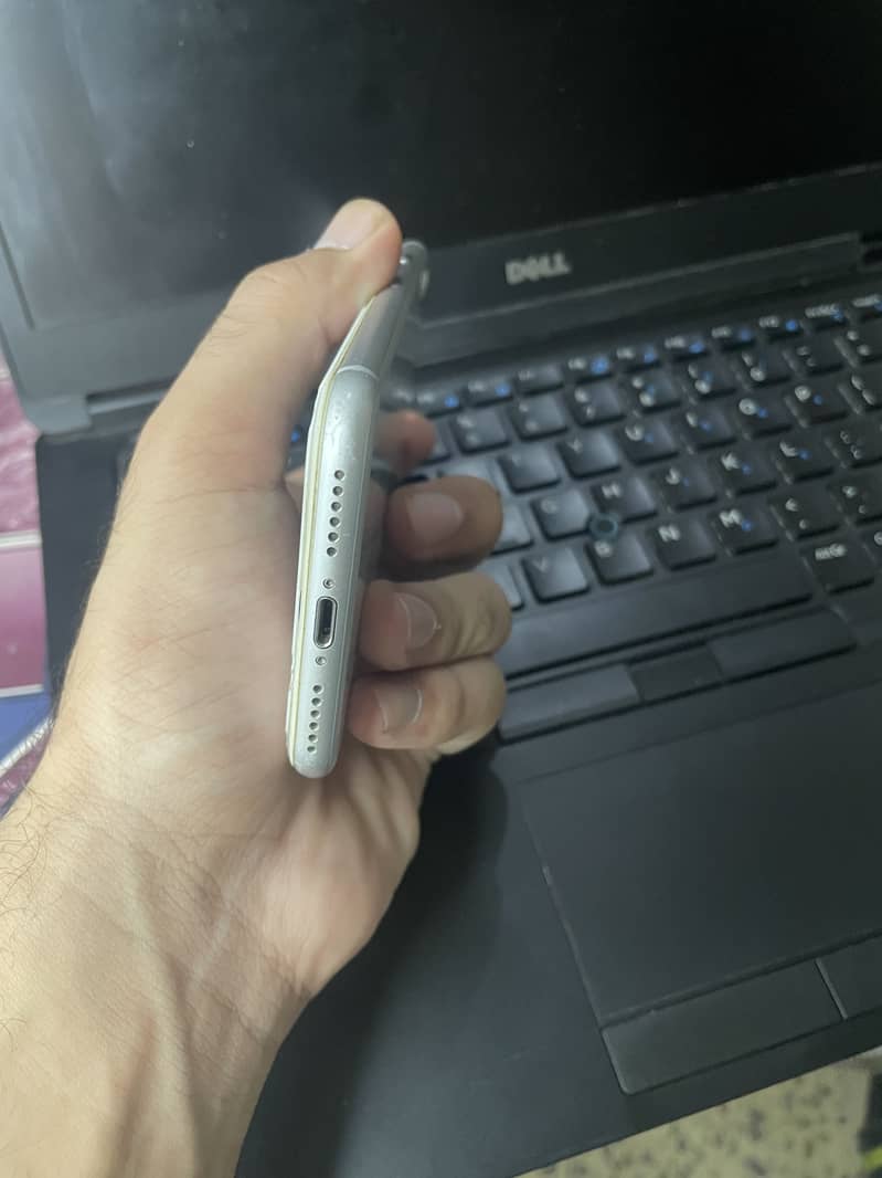 Apple iPhone 8 2