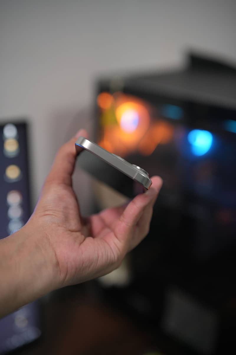 iPhone 16 Pro 4