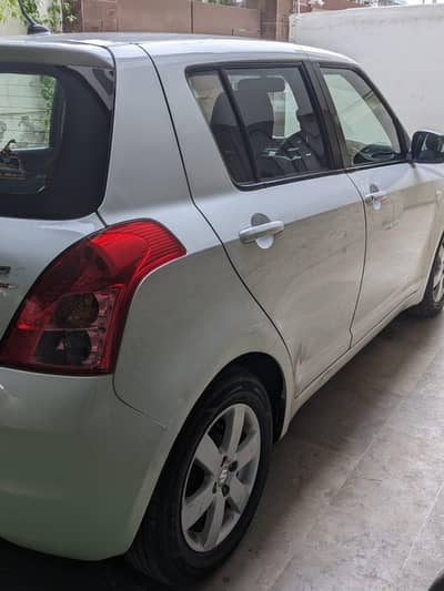 Suzuki Swift 2015