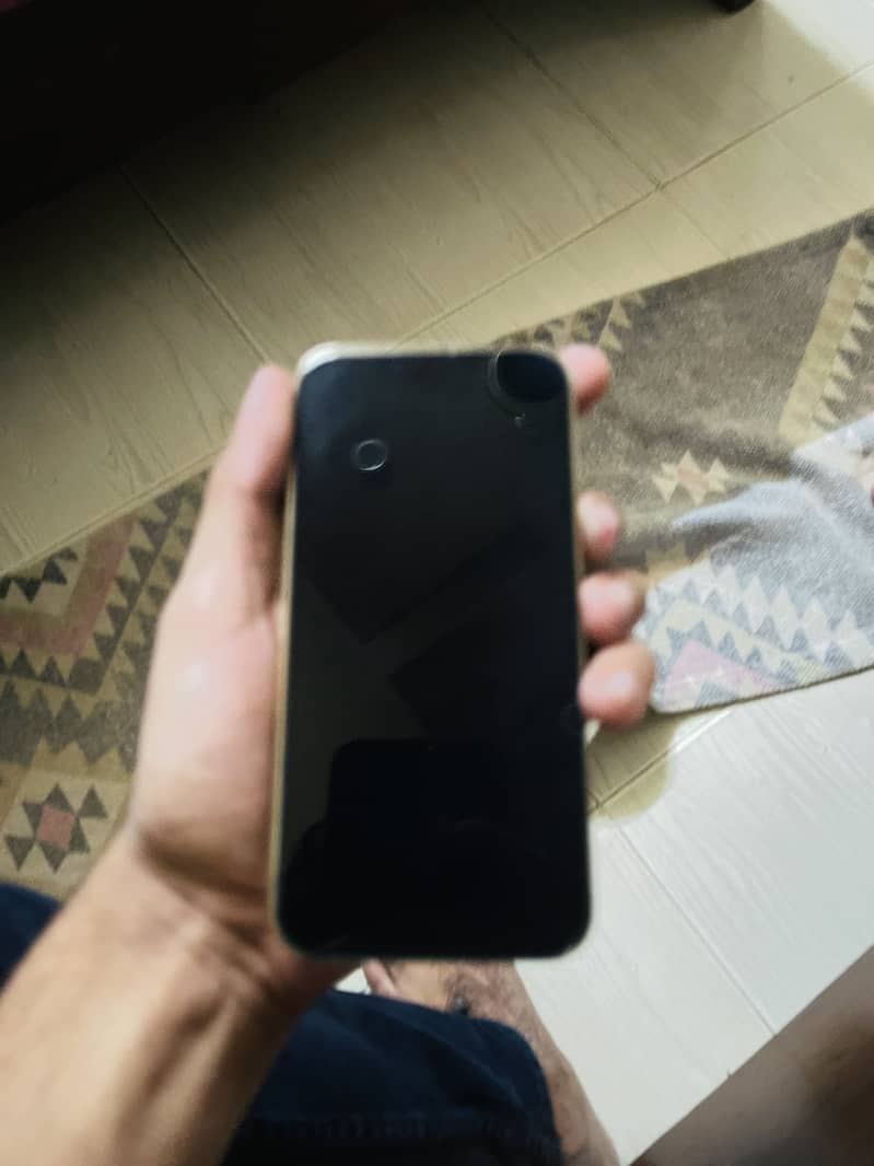 Apple iPhone 13 Pro 1