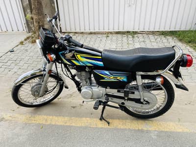 Honda CG 125 Model 2025/26 03084428950