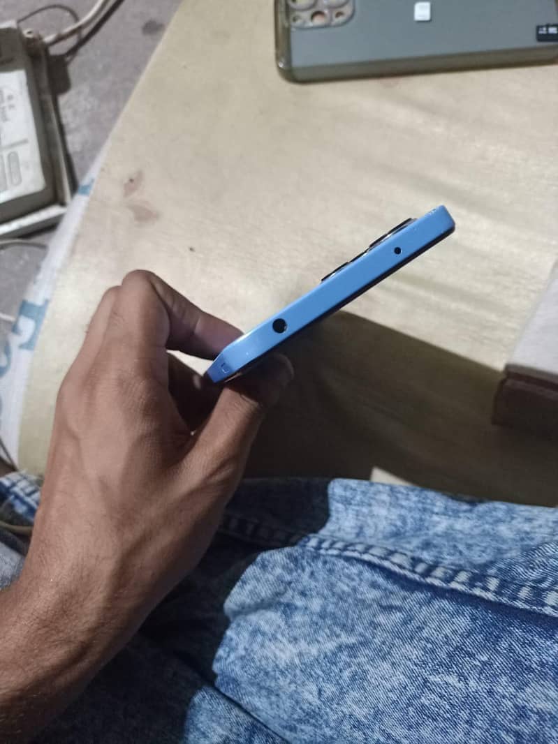 Xiaomi Redmi 12 3