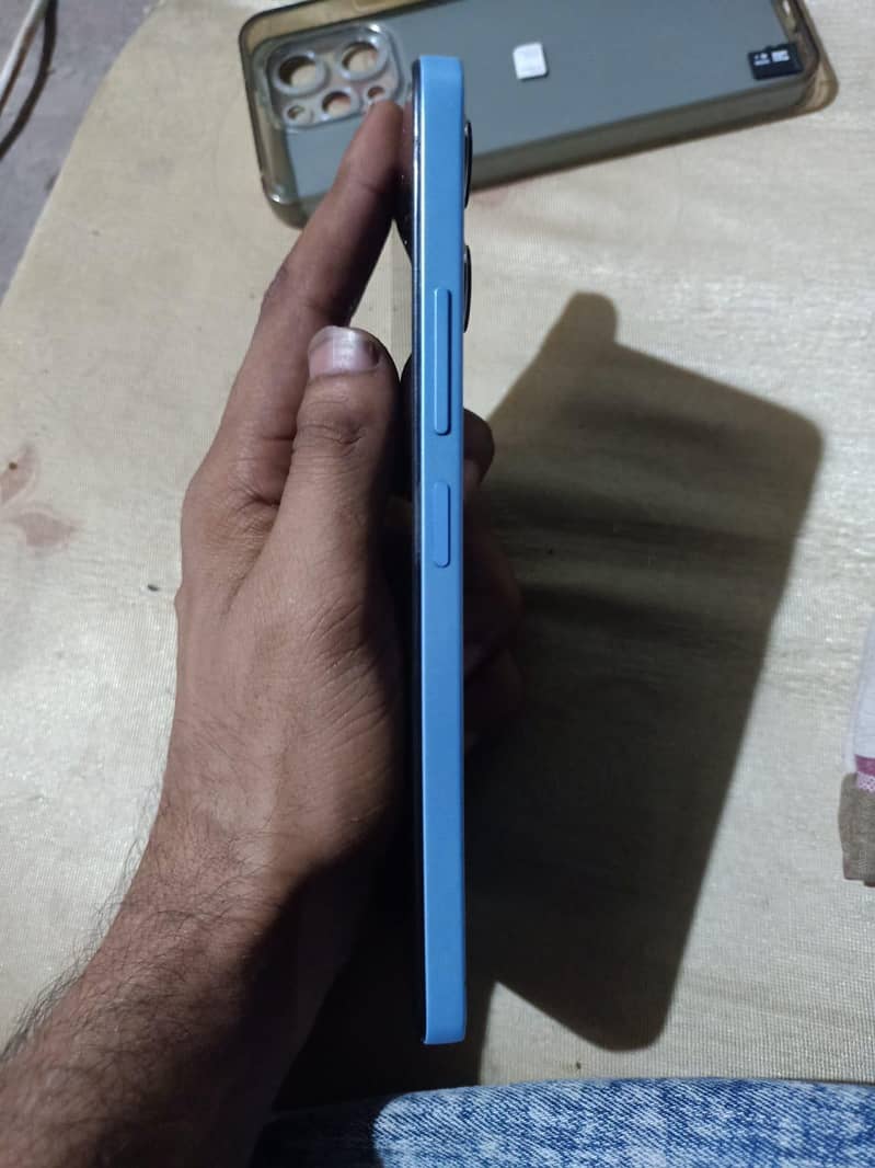Xiaomi Redmi 12 4