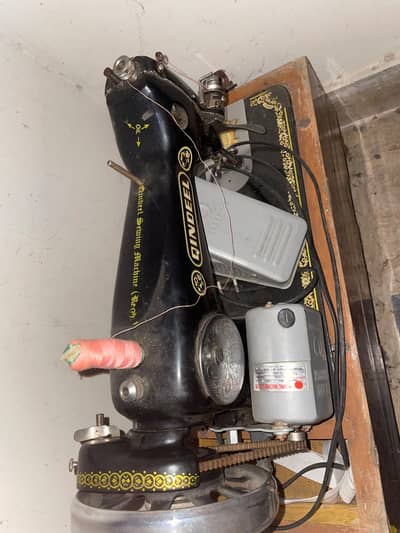 Sewing machine for sale