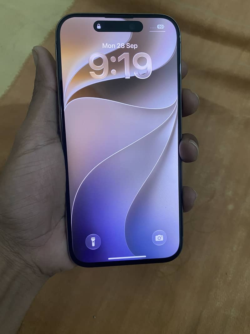 Apple iPhone 15 Pro 8