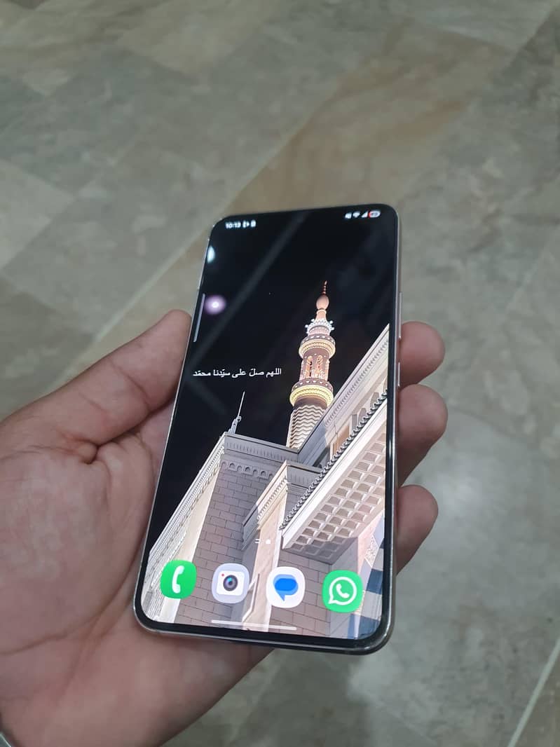 Samsung Mobile S22 0