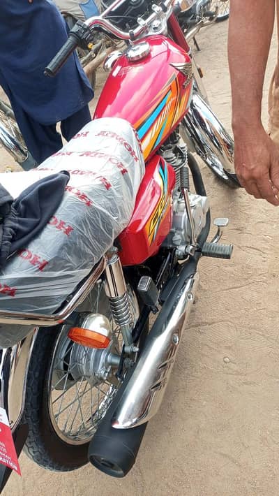 very clean honda 125