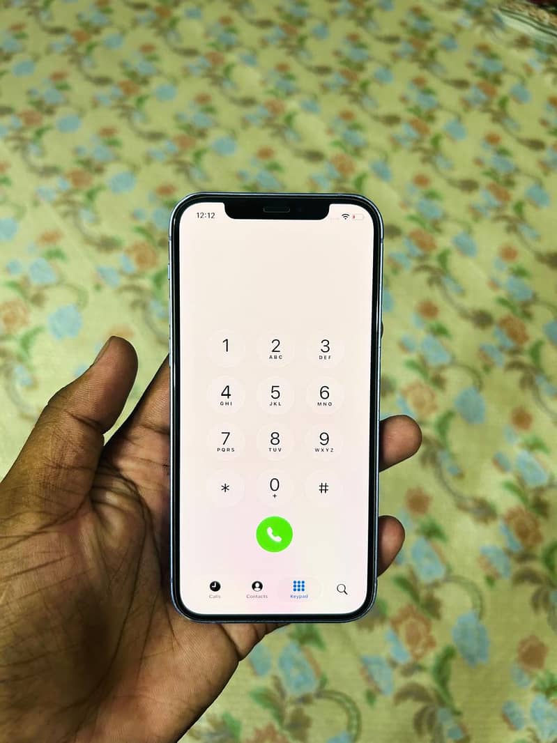Apple iPhone 12 7