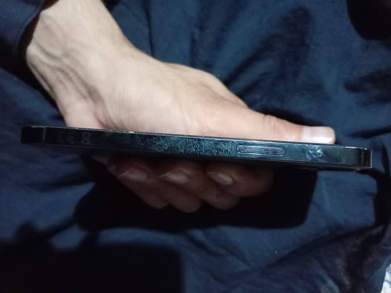 Apple iPhone 12 Pro 2