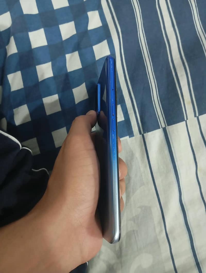OPPO A54 0